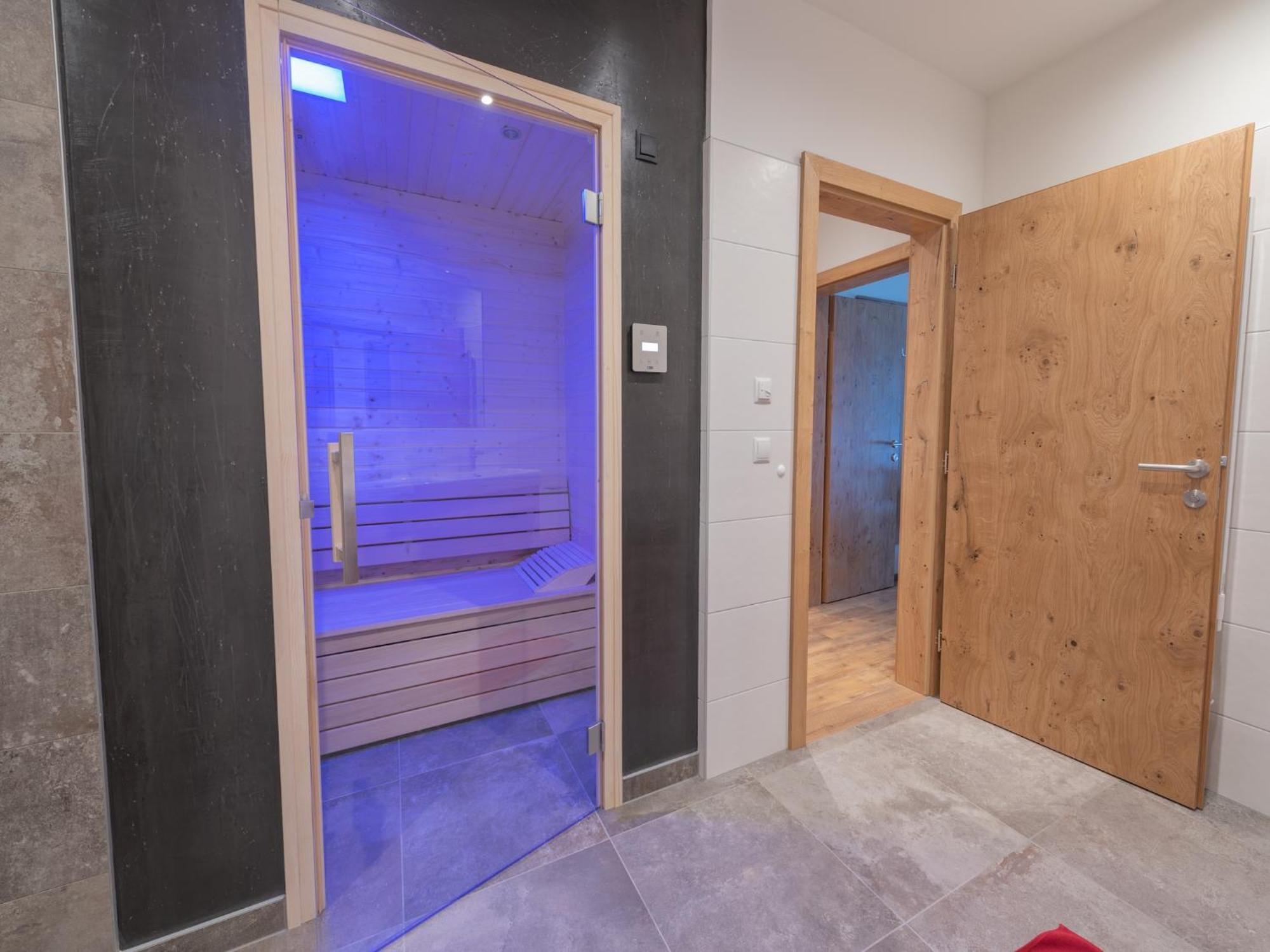 Luxurious Apartment With Sauna In Koenigsleiten Wald im Pinzgau Luaran gambar