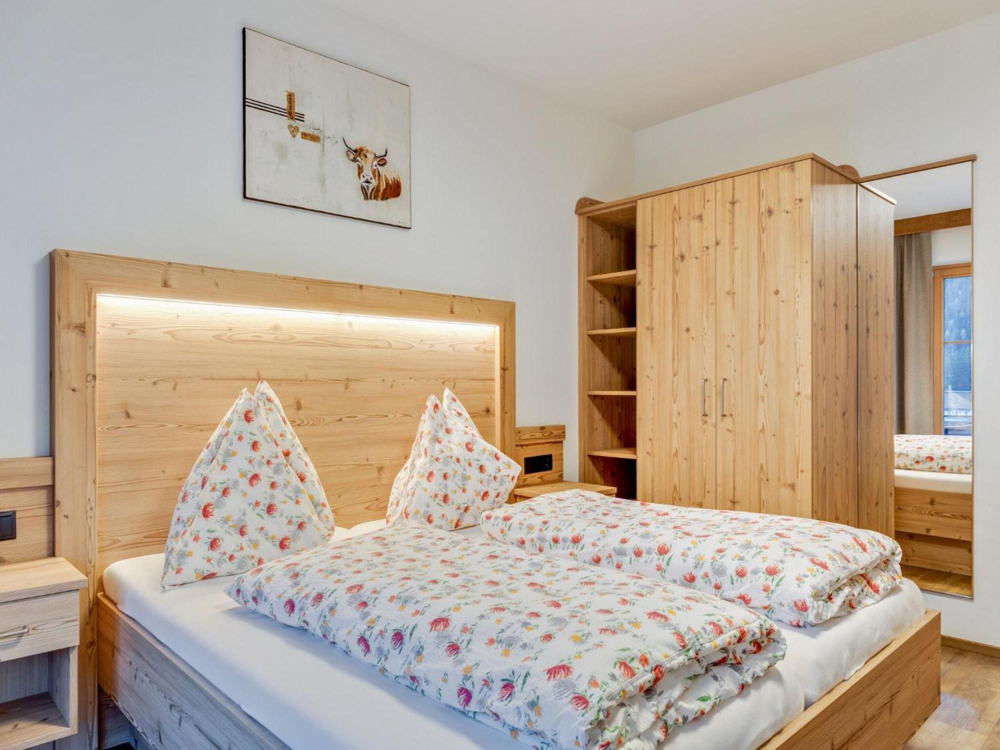 Luxurious Apartment With Sauna In Koenigsleiten Wald im Pinzgau Luaran gambar