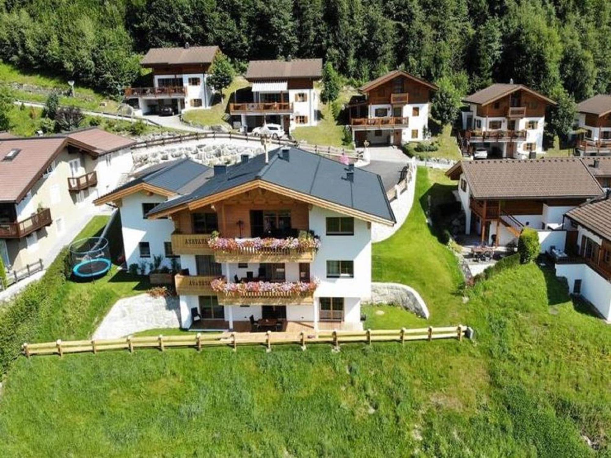 Luxurious Apartment With Sauna In Koenigsleiten Wald im Pinzgau Luaran gambar