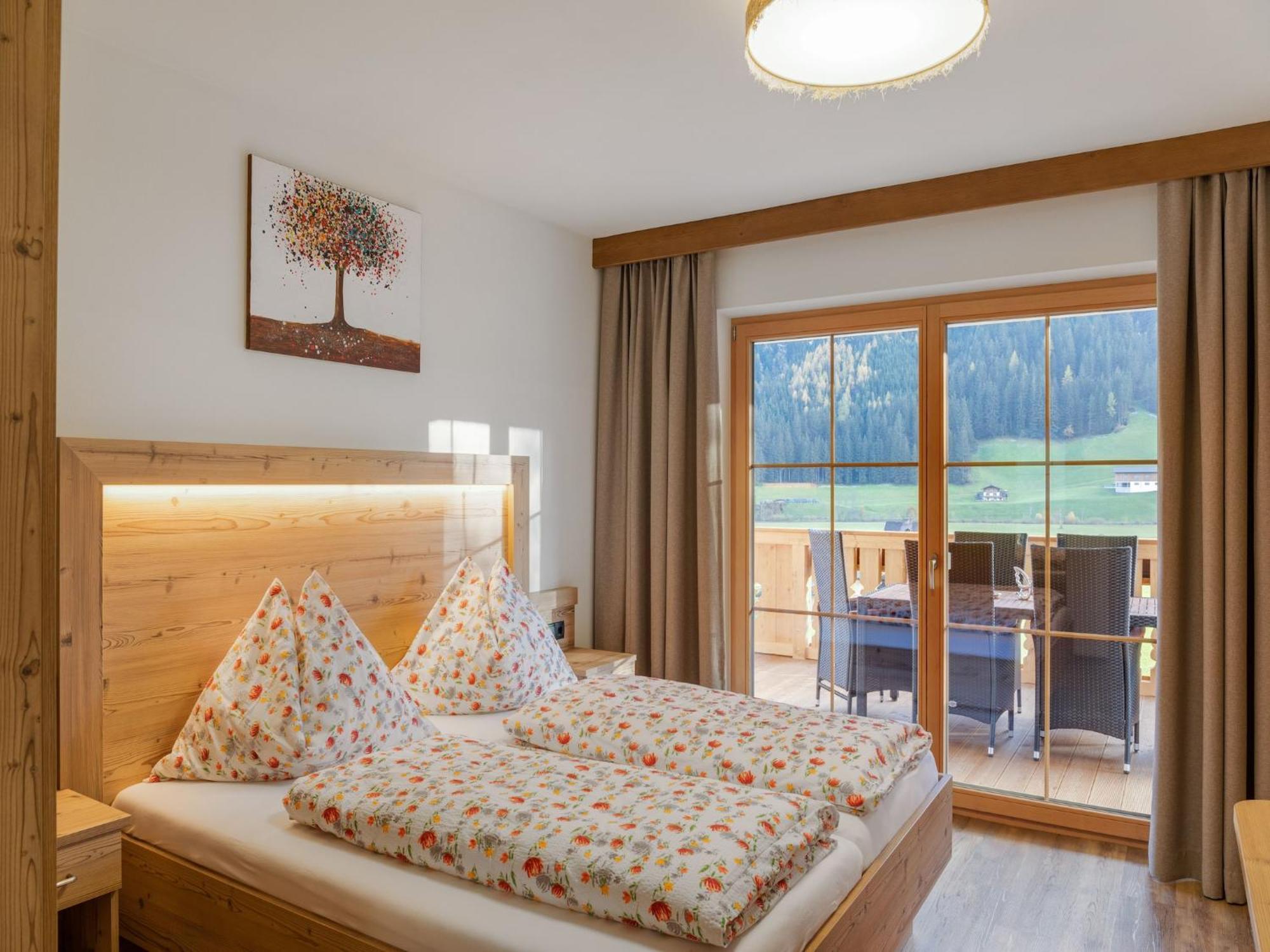 Luxurious Apartment With Sauna In Koenigsleiten Wald im Pinzgau Luaran gambar